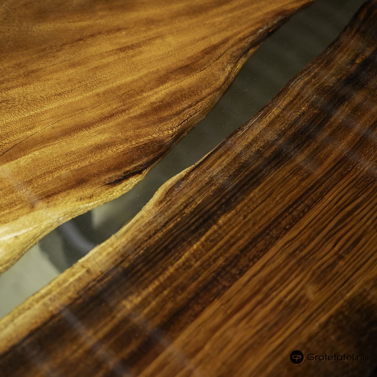 Suar / Epoxy tafelblad 310cm - sfeerfoto 4