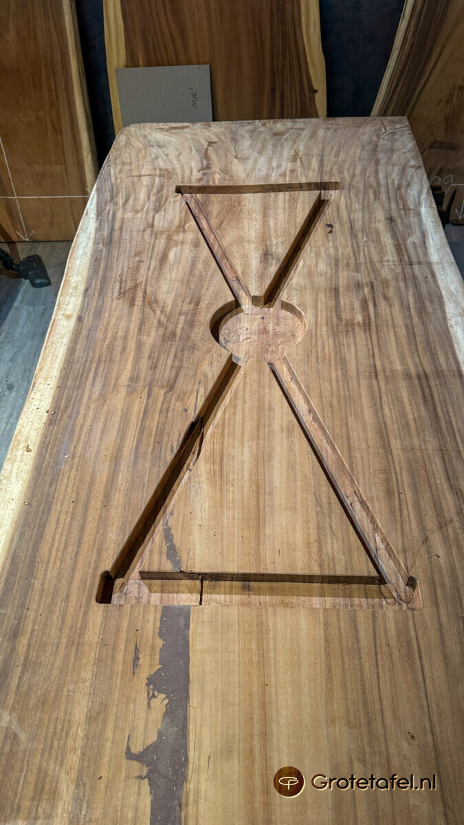 Suar eetkamertafel op maat - sfeerfoto 5